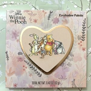 Disney Winnie the Pooh Eyeshadow Palette Total Net Wt 0.42 oz(12g)